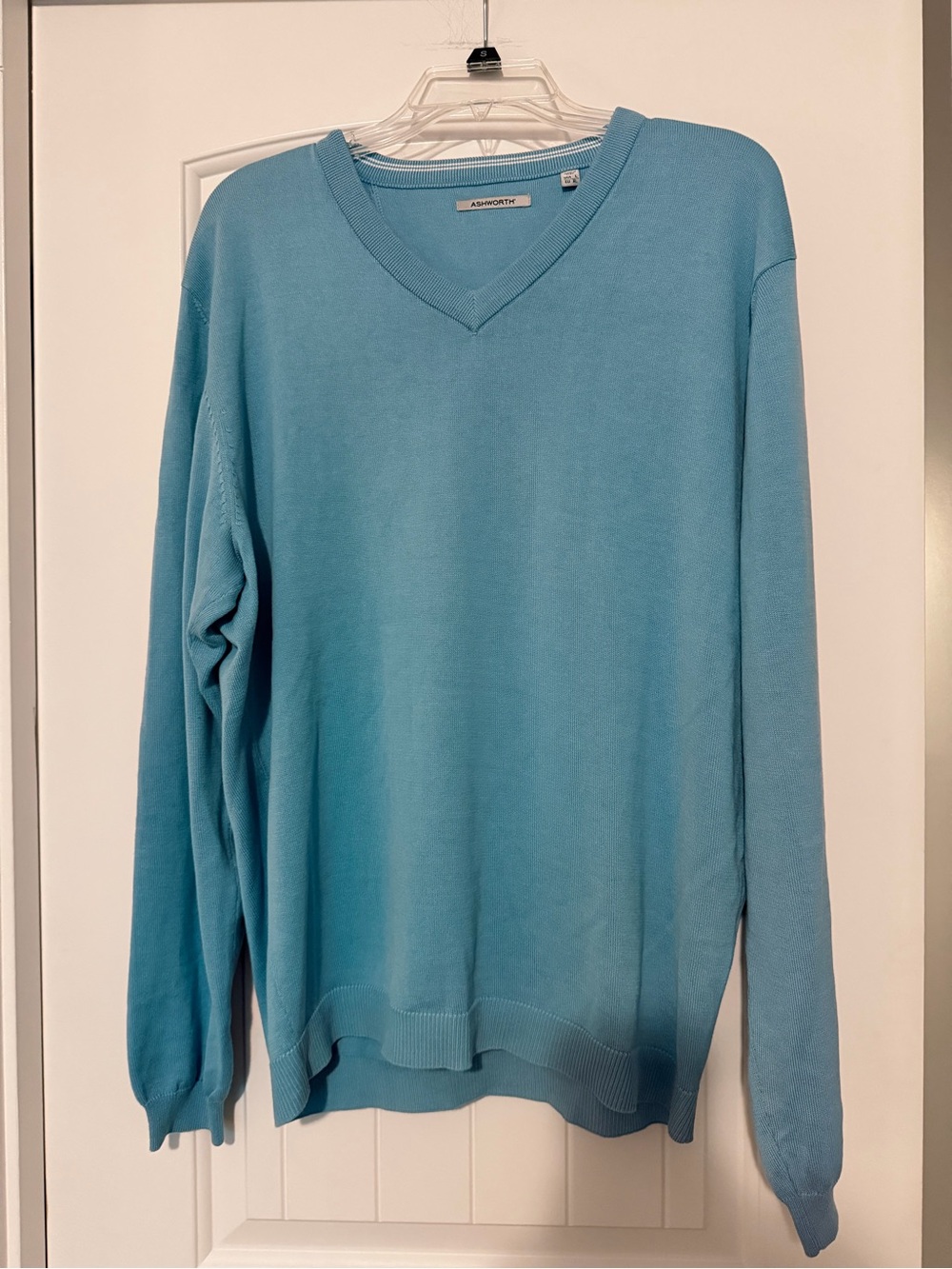 Ashworth Men's V-Neck Sweater in Sky Blue